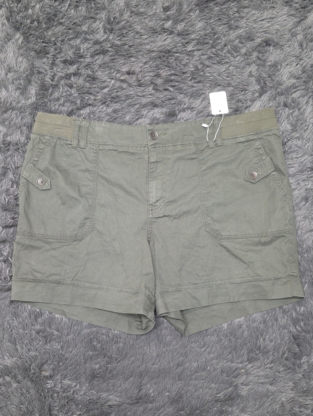 Sonoma-Womens Olive Green- Hi Rise Utility Shorts. Size 16W. NWT